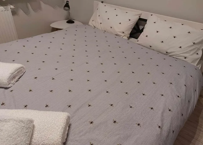 Bee Happy Ll Apartment *